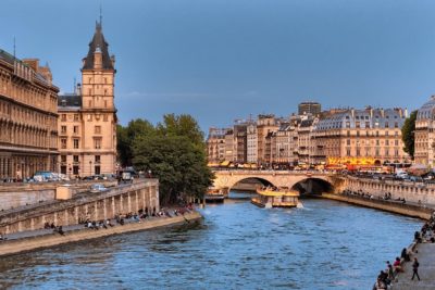 Seine lunch cruise