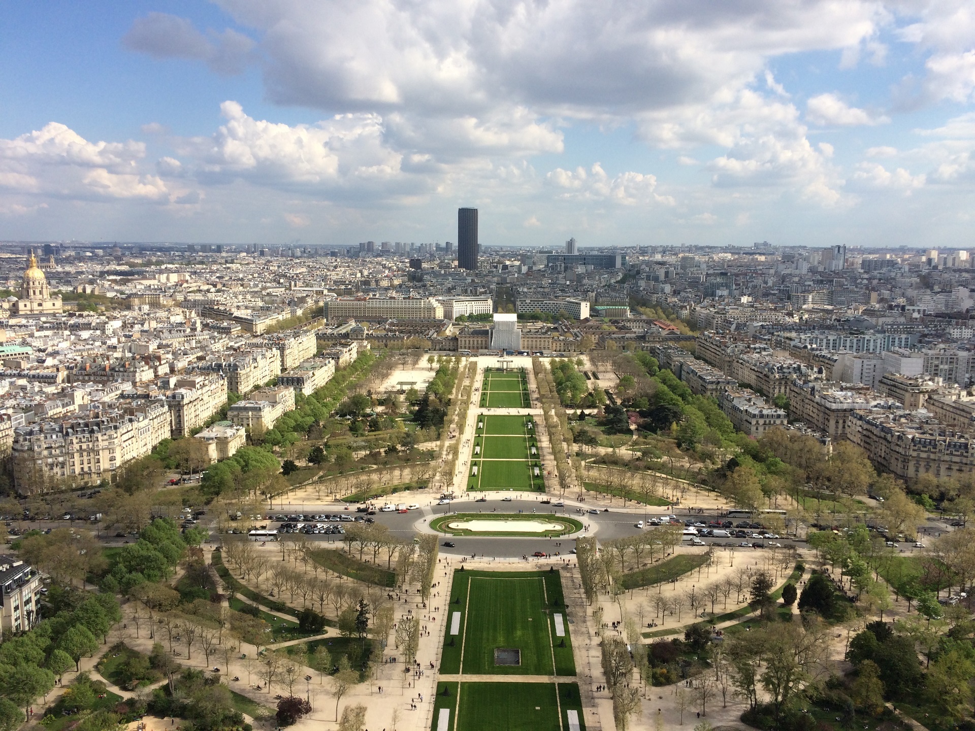 Paris tour with Eiffel Tower