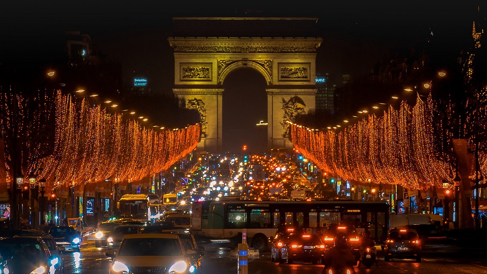 Avenue Champs Elysee Christmas